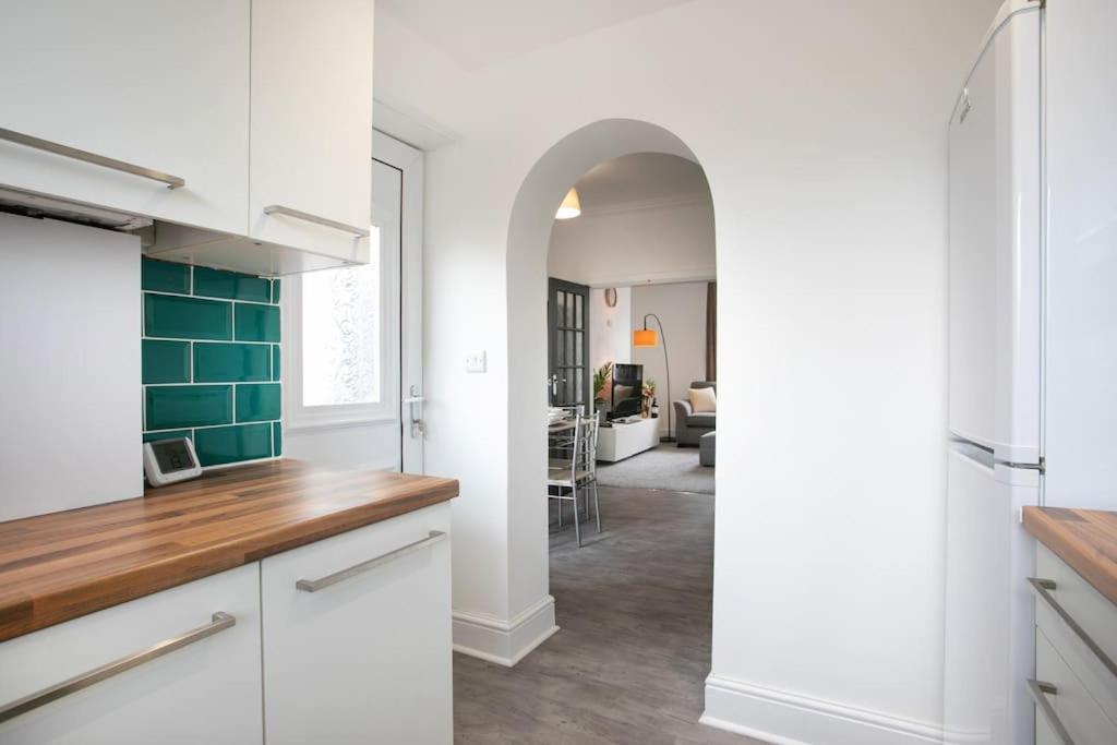 Cudworth House, Barnsley For Contractors & Families, Free Parking, High Speed Wifi Etc Villa Exteriör bild