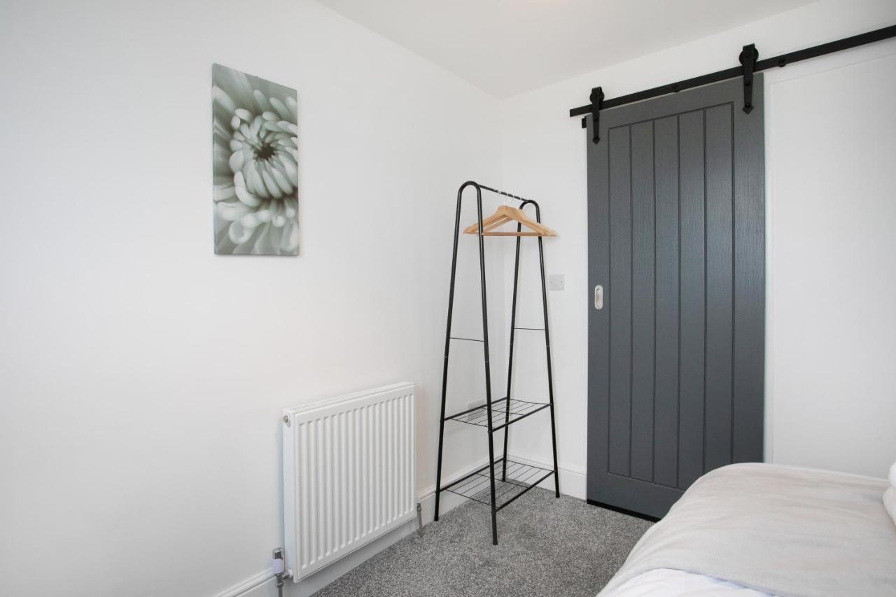 Cudworth House, Barnsley For Contractors & Families, Free Parking, High Speed Wifi Etc Villa Exteriör bild