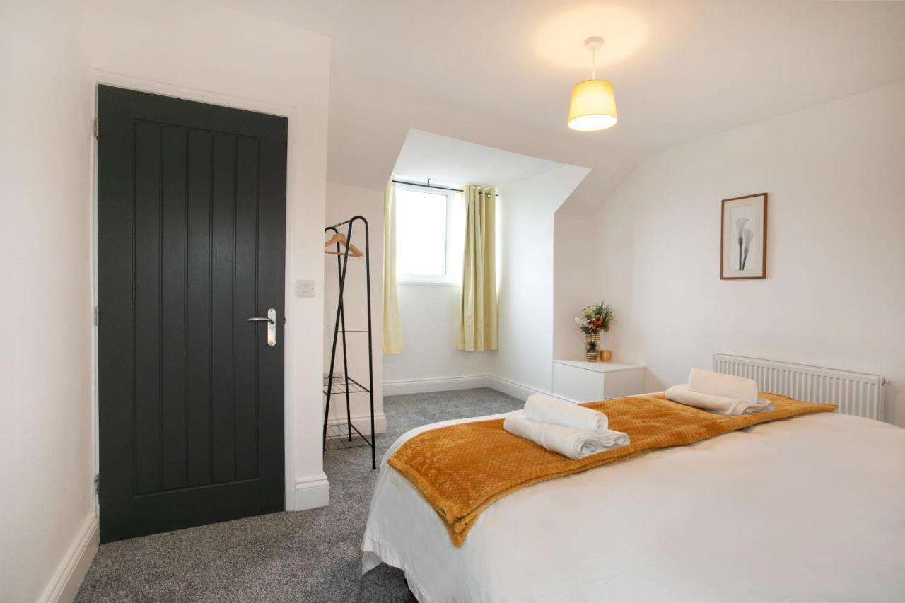 Cudworth House, Barnsley For Contractors & Families, Free Parking, High Speed Wifi Etc Villa Exteriör bild